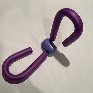 THIGH PRESS WORKOUT TOOL